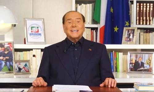 "Qui per parlare ai giovani...": Berlusconi sbarca su TikTok