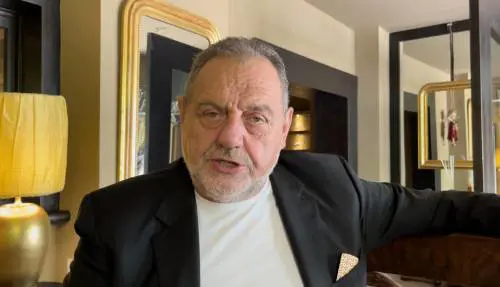 "1600 euro a notte? Così si uccide il turismo". Lo chef Vissani contro i rincari