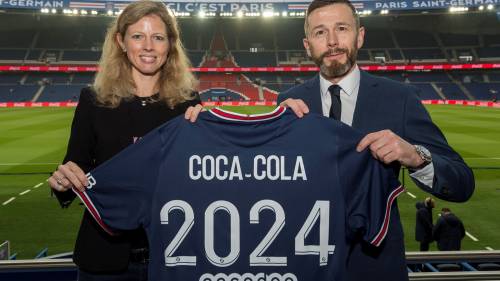 Coca Cola: il Paris Saint-Germain la vieta ma è il suo sponsor