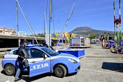 Elvira uccisa sulla strada. La moto che l'ha investita correva e impennava