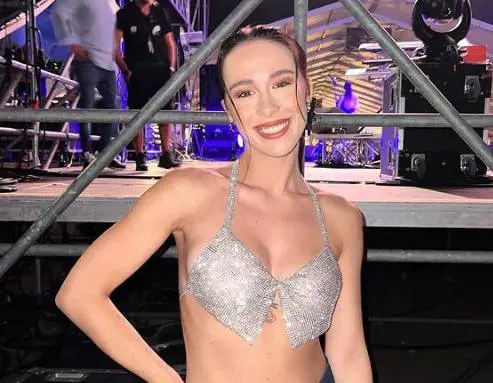 "Ci vuole calma". Aurora Ramazzotti rompe il silenzio sulla gravidanza