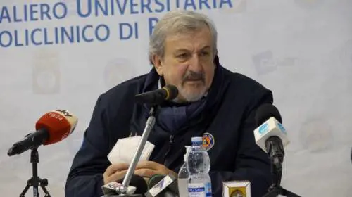 È imputato con Emiliano. Ma da domani sarà deputato