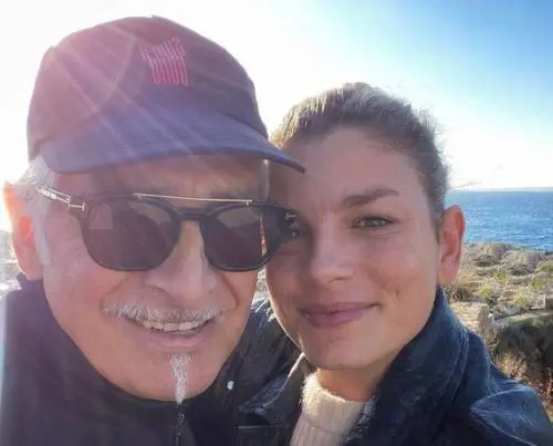 Quel "grazie", la dedica. L'ultimo saluto al papà di Emma Marrone