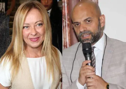 "Tifo per voi, ma non cambio idea". La Meloni risponde al papà single