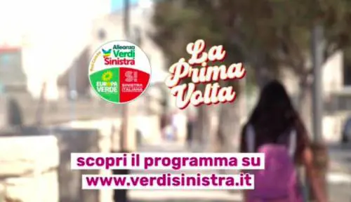 "Votare è come fare l'amore la prima volta". L'imbarazzante spot elettorale di Fratoianni