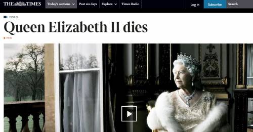 La morte della Regina Elisabetta ha conquistato tutte le prime pagine