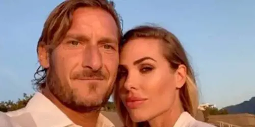 "C'è un patto...". Totti e Ilary verso l'accordo di divorzio?