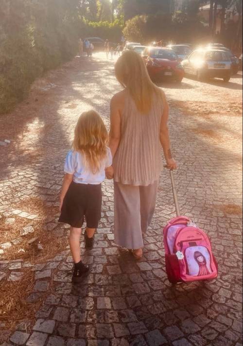 "Solo l'amore...": il dolce messaggio della Meloni per la figlia Ginevra