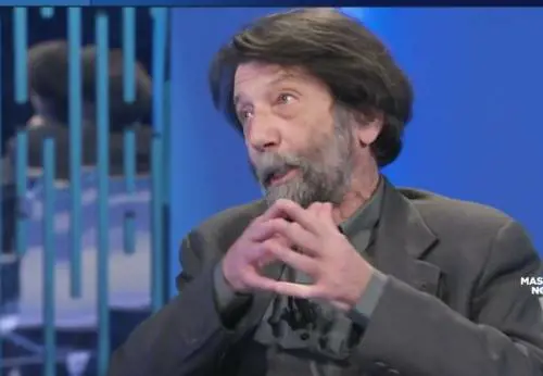 "Sputare sangue? Non doveva dirlo". Cacciari spiega perché Emiliano ha sbagliato