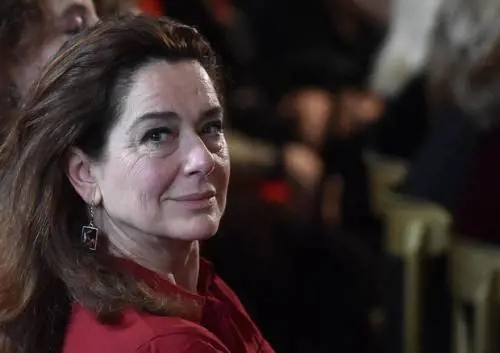 Monica Guerritore si unisce al coro vip anti-Meloni: "Incapace e irresponsabile"