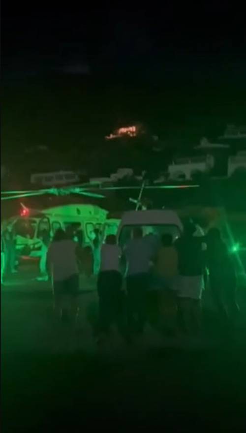 Panico a Panarea: ambulanza elettrica scarica durante un'emergenza