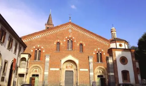 Milano, passeggiando tra i misteri della basilica di Sant'Eustorgio