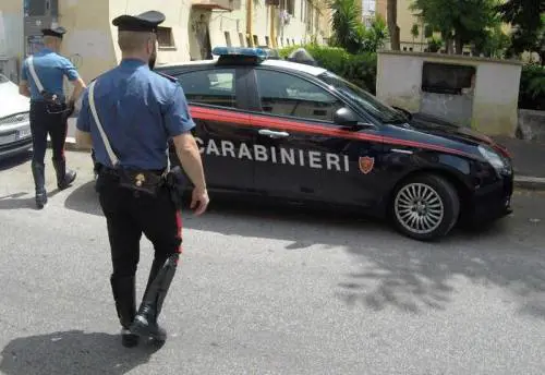 Una volante dei carabinieri a Siena