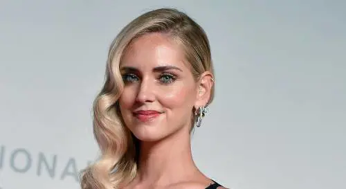 Il nuovo attacco di Chiara Ferragni: "Fatevi sentire (contro il centrodestra)"