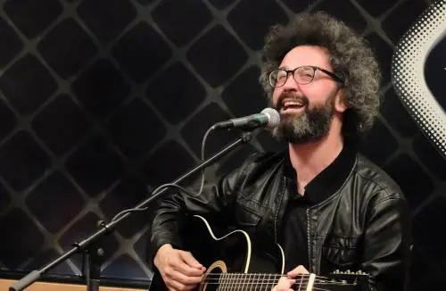 Il cantautore Simone Cristicchi