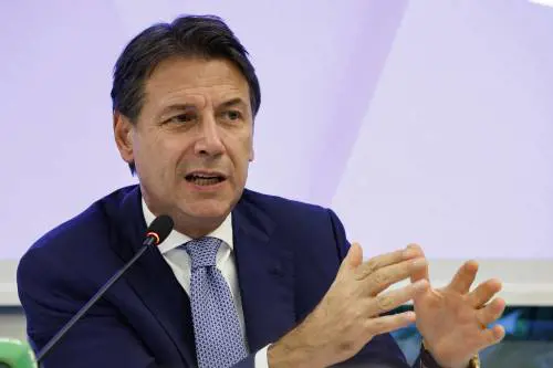 L'ultima capriola di Conte: cosa ha detto sull'Ucraina