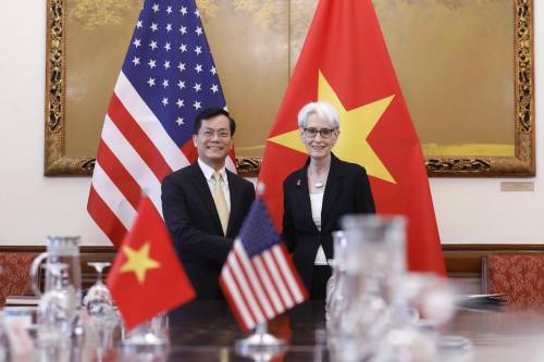 Le mire degli Usa in Vietnam: le mosse nel "cortile" della Cina