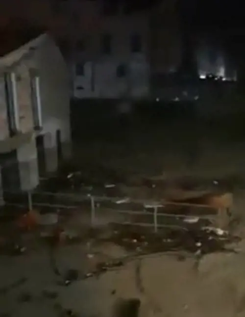 Bomba d'acqua nelle Marche, è strage. 9 morti, tra cui una donna e il suo bimbo