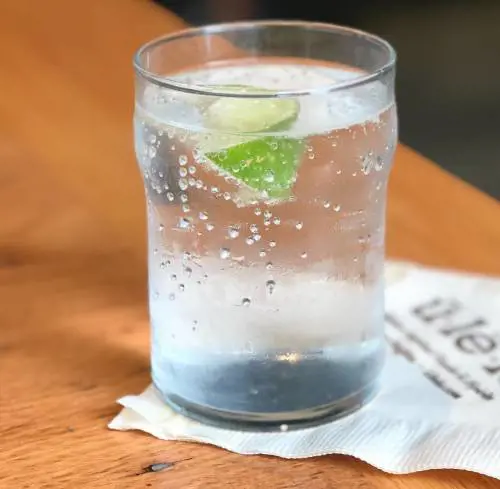Sanpellegrino ferma la produzione di acqua: manca l'anidride carbonica