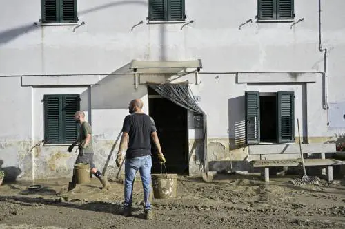 Italia fragile e miraggio Pnrr. A rischio oltre 7mila comuni (e i fondi Ue non basteranno)