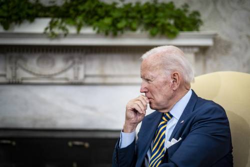 Ucraina, Biden avverte Putin su armi nucleari: "Non farlo, ci sarà risposta"