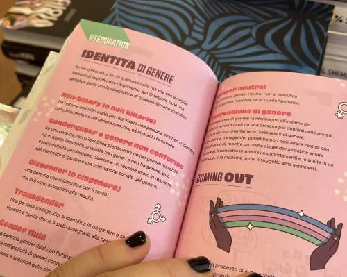 Glossari gender e educazione sessuale: polemica sui diari di scuola