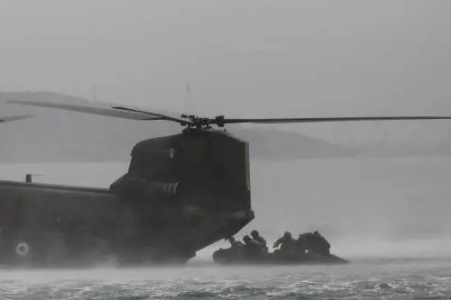 Navi, forze speciali e hub per gli aiuti: ecco la base dell'Occidente su Gaza e Israele