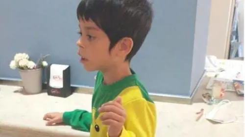 Il papà di Mattia: "Può ancora essere vivo". Le mosse dei pm: presto i primi indagati