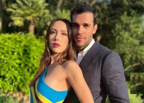 Aurora Ramazzotti conferma la gravidanza: "Scusate, non era ancora il momento"