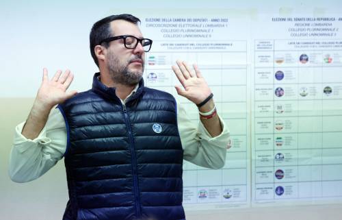 Salvini, un altro Papeete. Ma il leader non molla. "Determinato come mai"