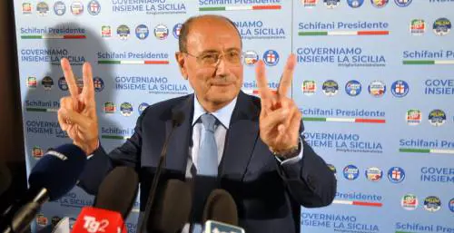 L'onda lunga dei moderati: in Sicilia vittoria di Schifani