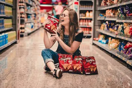 Etichette e cibi, con gli alimenti ultra-lavorati si muore di più