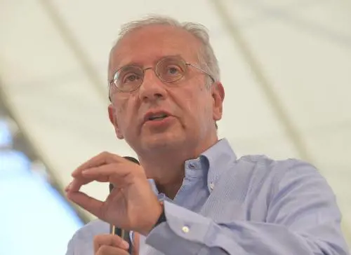 Soldi pubblici agli amici per pellicole da flop