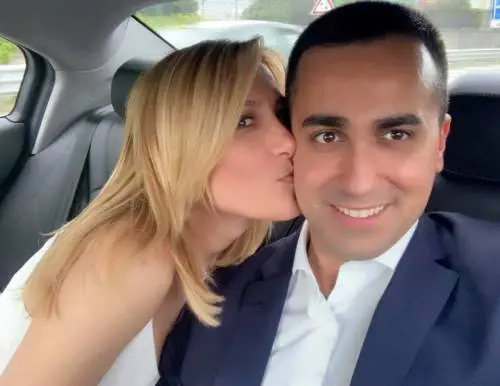 "Storia d'amore finita". Quella voce (smentita) su Di Maio e Virginia Saba