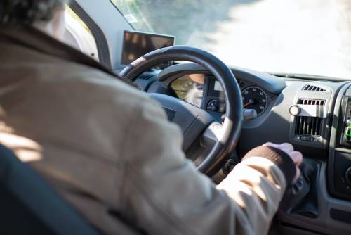 Revoca a vita della patente e stretta sui monopattini: ecco il nuovo Codice della strada