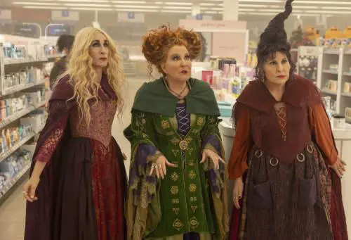 Hocus Pocus 2, le streghe son tornate e approdano su Disney+