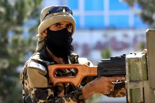 Kamikaze a scuola: la strage delle ragazze a Kabul