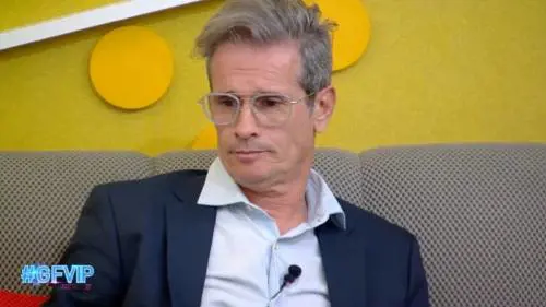 Il caso Bellavia: bullizzato al "Gf" lascia il reality per depressione