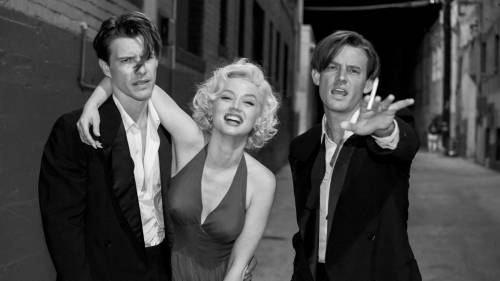 "Blonde", il biopic su Marilyn è una favola nera dal kitch erotico