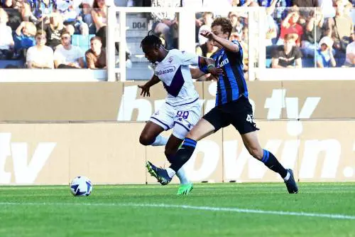 Napoli e Dea, come corrono. Arbitri strambi ma non Maria