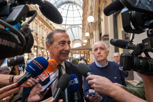 Area B, nessuna apertura di Sala: "Ha alzato un muro"