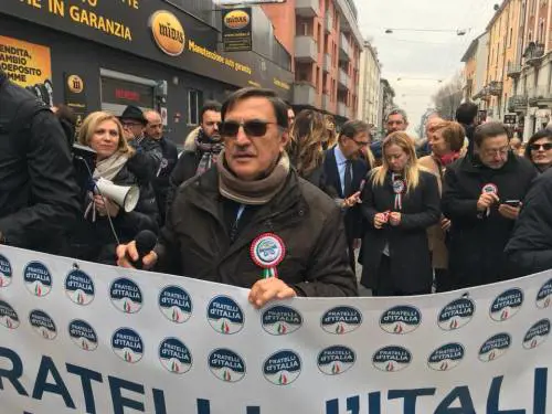 La sinistra perde in Aula sul "saluto romano". La Russa resta in giunta
