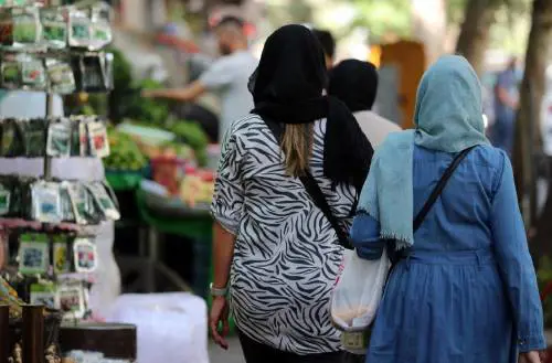 "Vietare il velo non è discriminatorio". La Corte Ue spazza via i buonismi