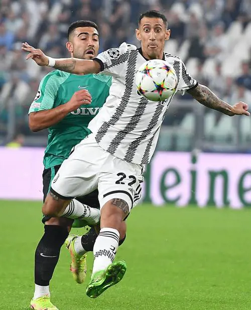 "Se torni a Rosario uccidiamo un tuo familiare". Di Maria minacciato dai narcos
