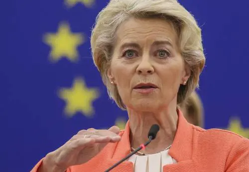 New York Times in causa contro la Von der Leyen. "Fuori gli sms con Pfizer"