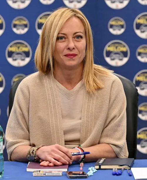 Colpo di scena su Meloni, la "nuova guerra" e il Pd: quindi, oggi...