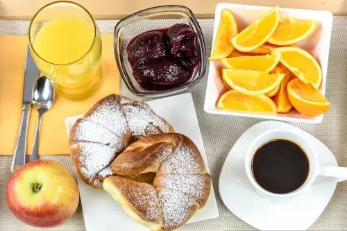 Cosa mangiare a colazione per una sana alimentazione