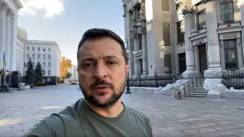 Torna la paura a Kiev: missile vicino all'ufficio di Zelensky