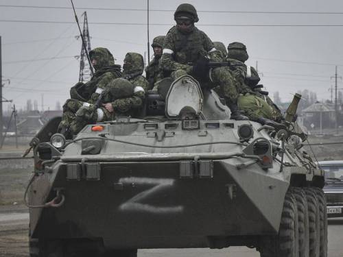 La Bielorussia schiera le truppe: "Noi al fianco di Mosca"