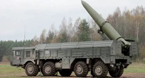 Mosca si prepara a schierare armi nucleari tattiche in Bielorussia